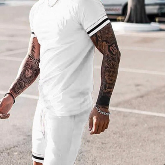 Two piece set - Picture 3 of 3